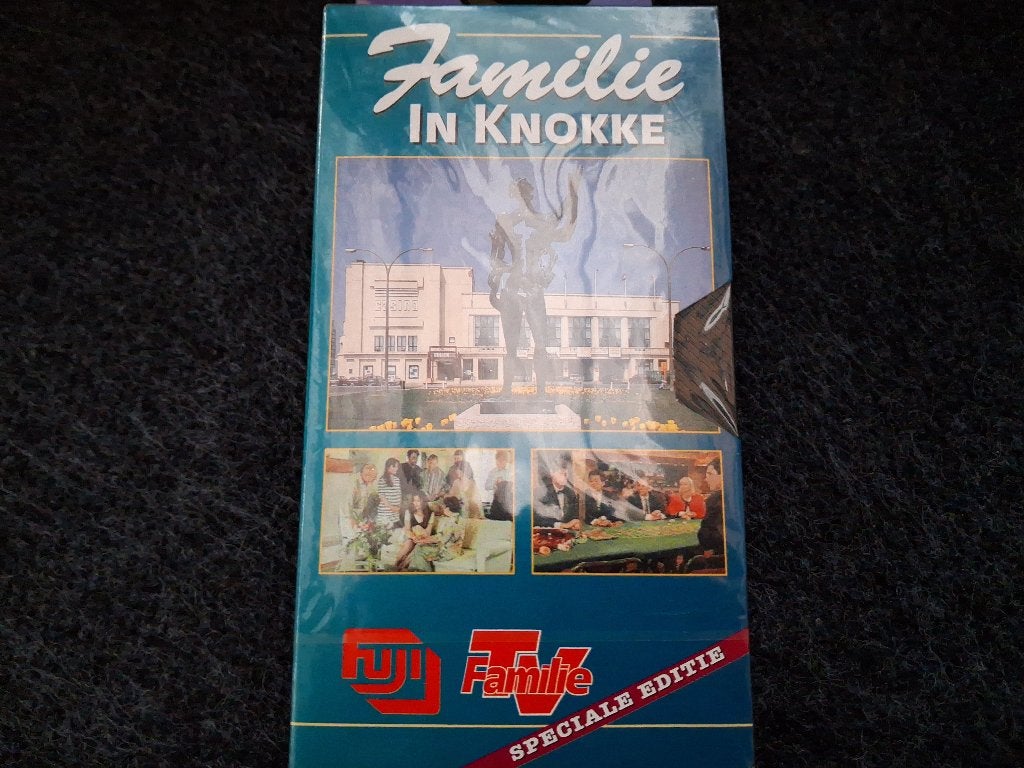 Collectors item Familie in Knokke, Ophalen, Nieuw, Tv, Gebruiksvoorwerp