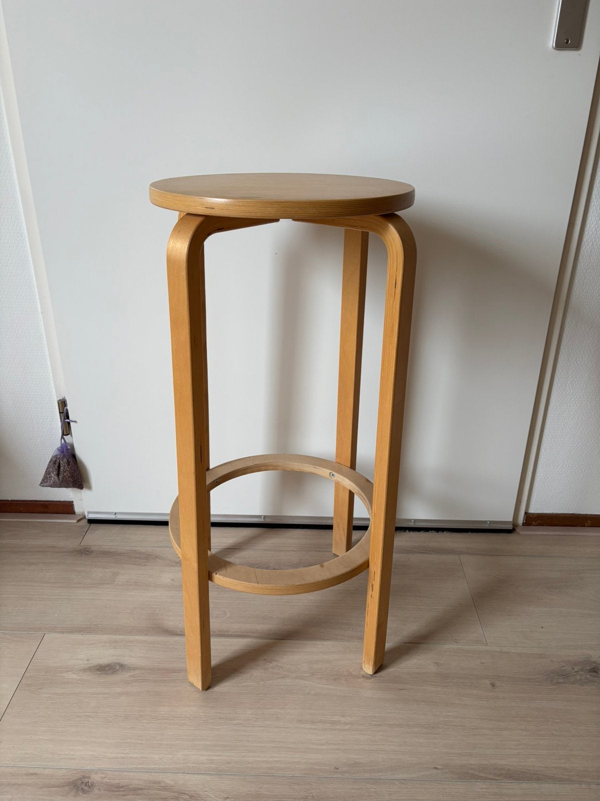 Ikea Frosta Barkruk, Gebruikt, Met voetsteun, 60 tot 90 cm, Ophalen of Verzenden
