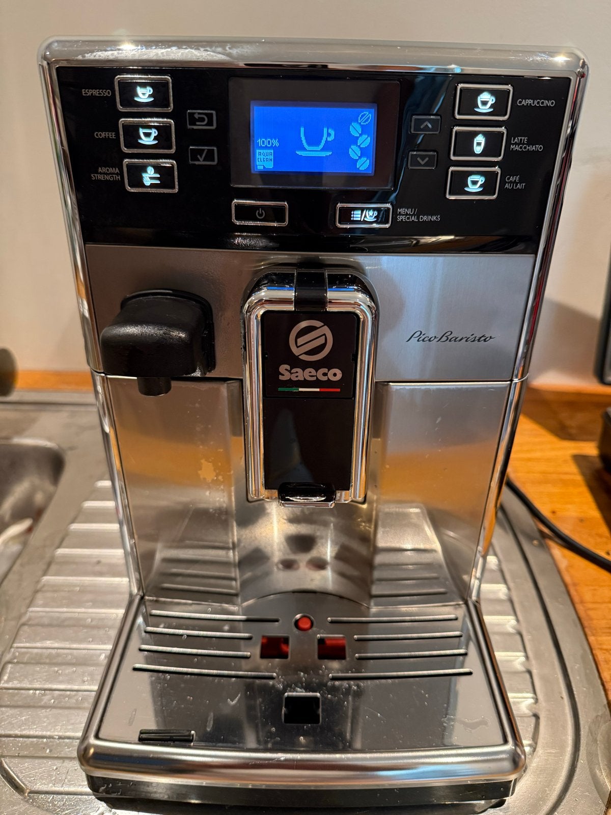 Philips Saeco PicoBaristo in uitstekende staat, Witgoed en Apparatuur, Koffiezetapparaten, Ophalen, Afneembaar waterreservoir