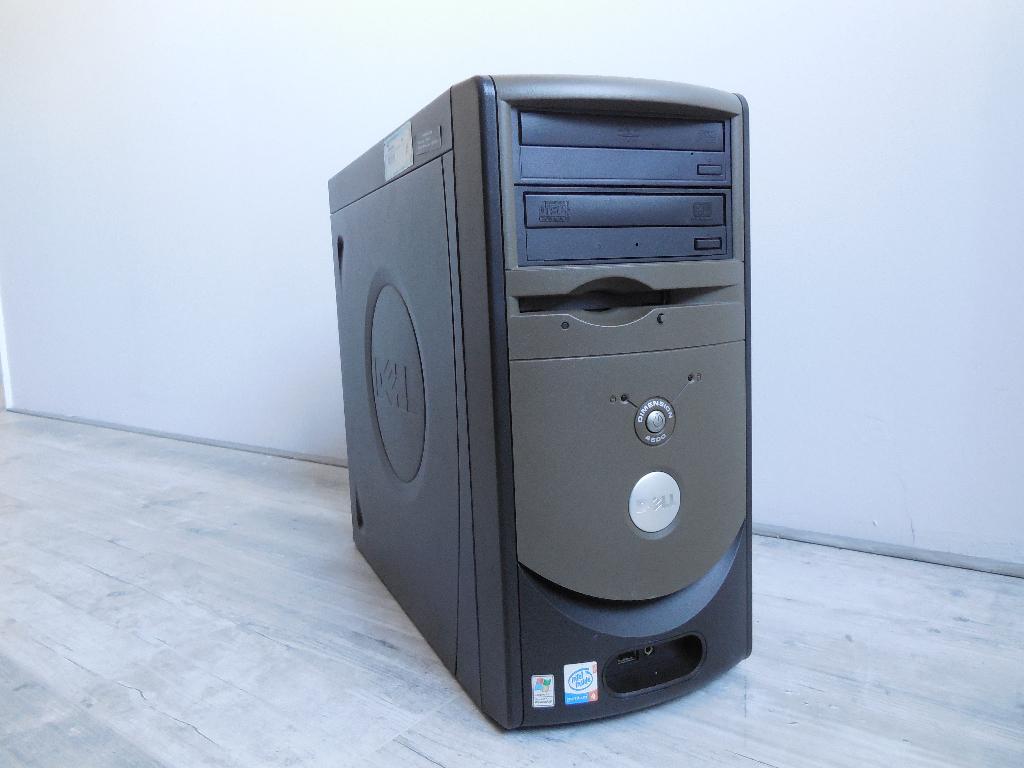 DELL WINDOWS XP computer, Computers en Software, Vintage Computers, Ophalen of Verzenden