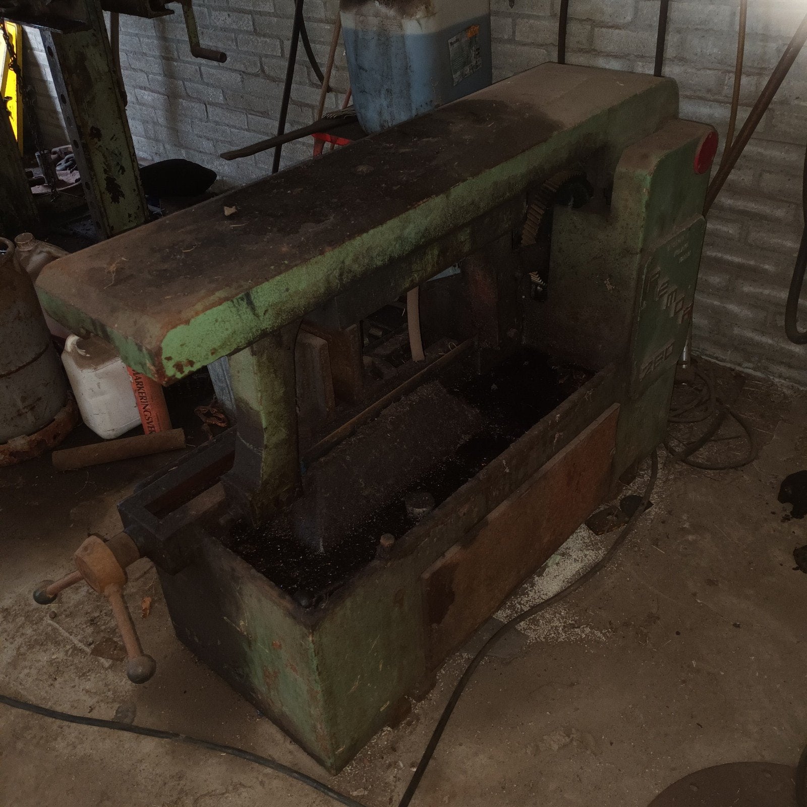 zaagmachine ijzer, Ophalen, Gebruikt