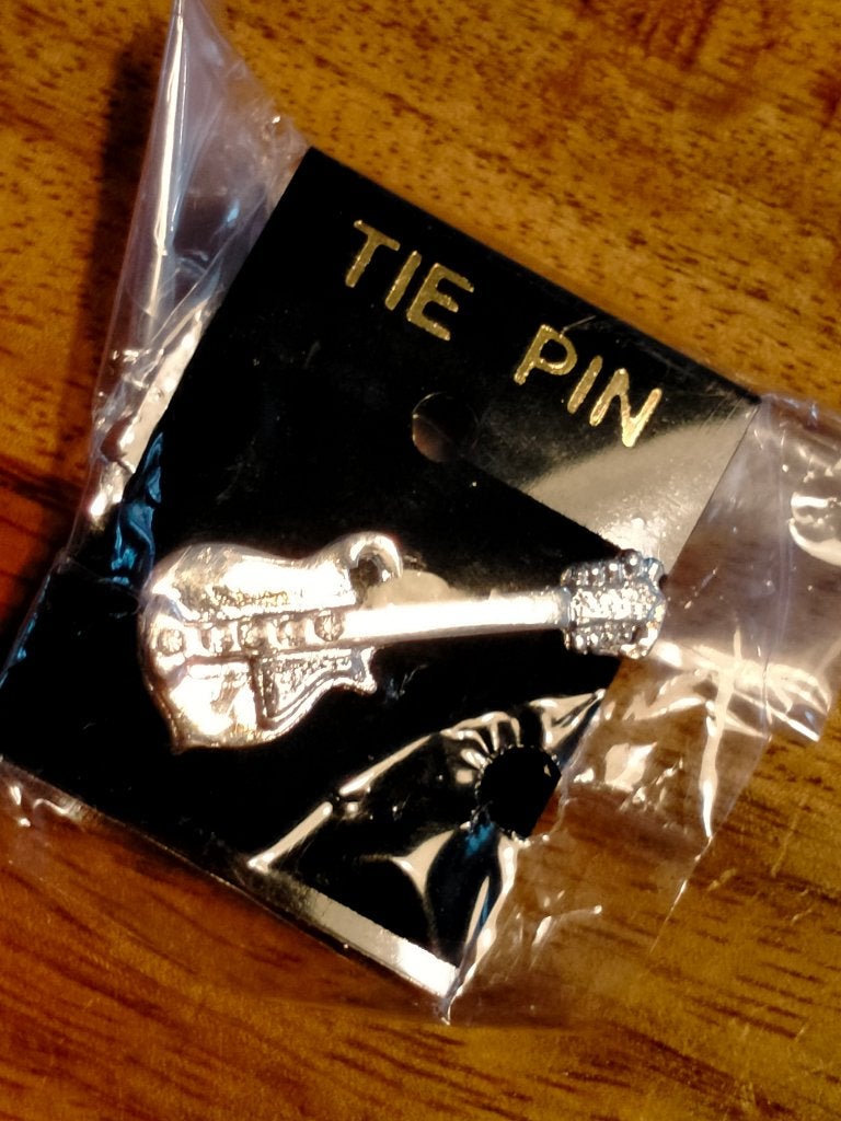 Gitaar gitaarpin tie pin stropdas kleine PIN gitaartje, Verzenden, Zo goed als nieuw