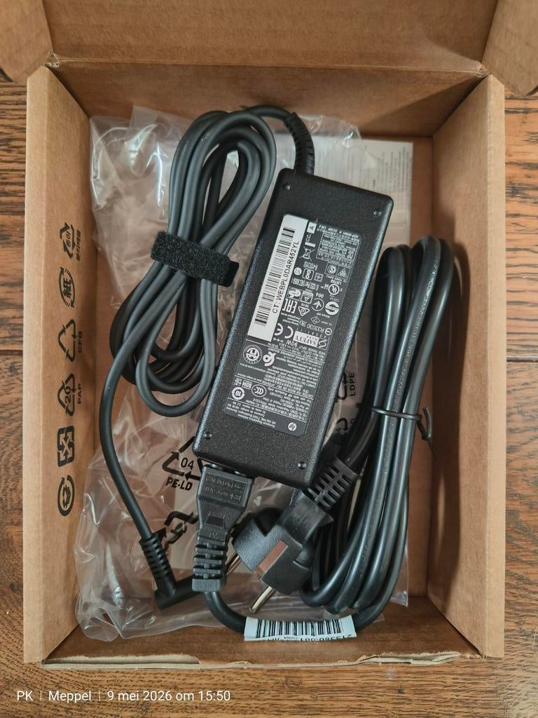 HP 90W Smart AC Adapter met Dongle (ED495AA), Ophalen of Verzenden, Nieuw, HP