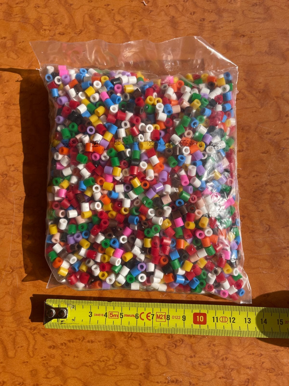 Grote zak strijkkralen, diverse kleuren, Gebruikt, Overige thema's, Meerkleurig, Ophalen of Verzenden