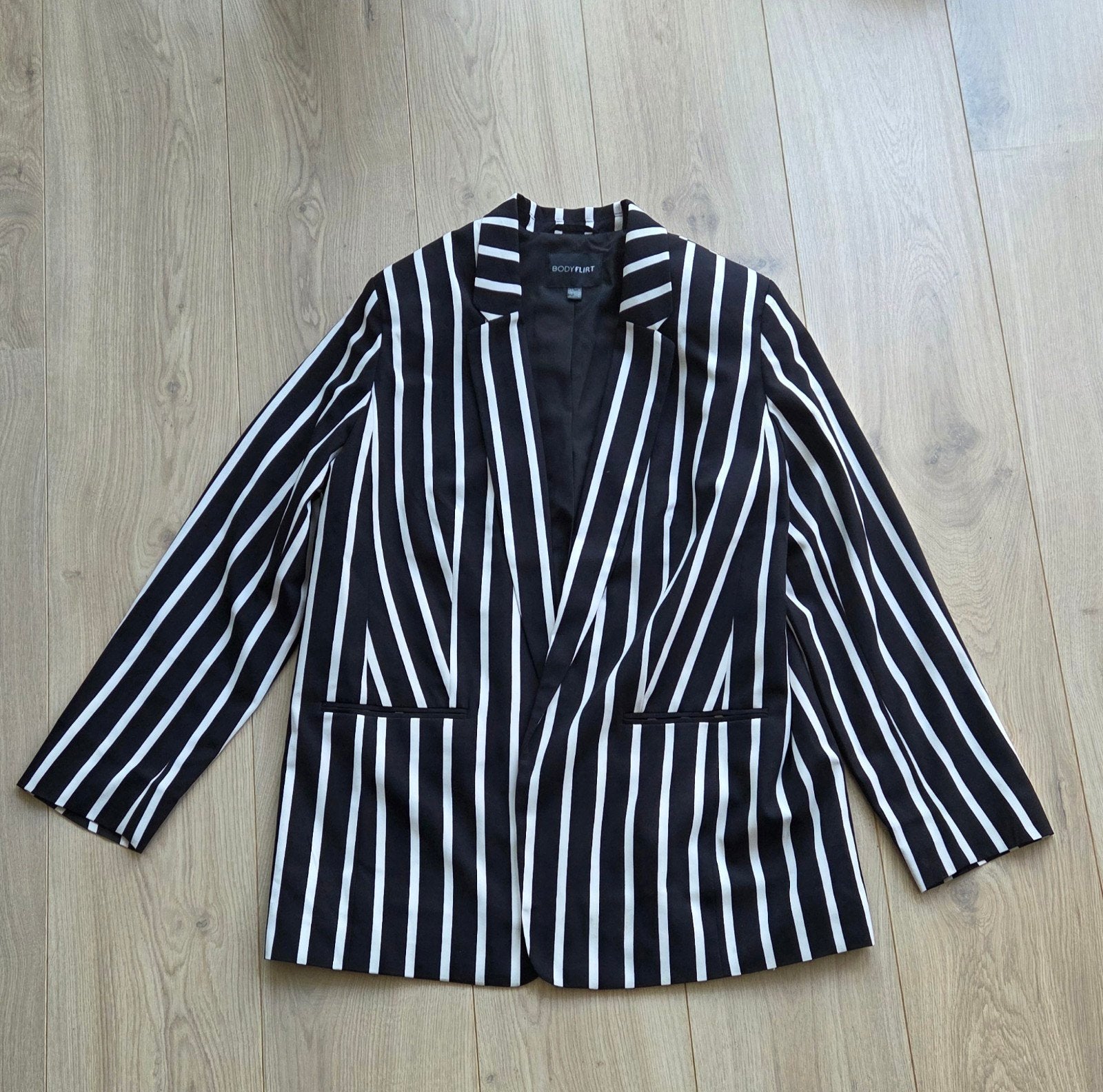 Zo goed als nieuw BodyFlirt blazer maat 44, Kleding | Dames, Ophalen of Verzenden, Zo goed als nieuw, Maat 42/44 (L)
