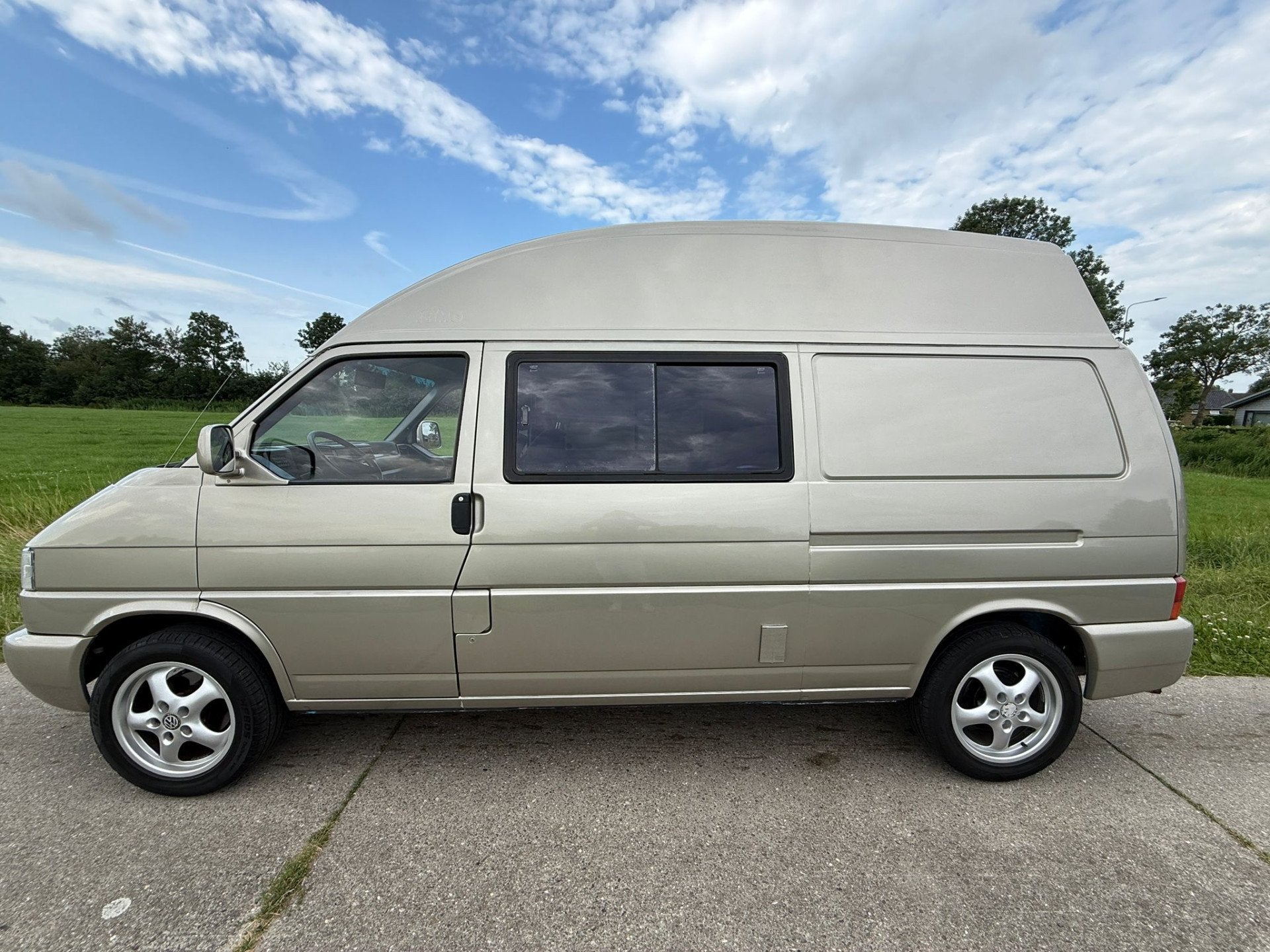 Caravans And Camping Volkswagen