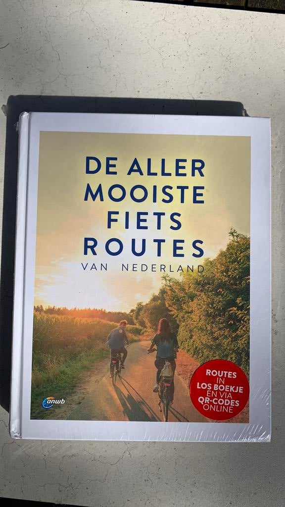 ANWB 50 fietsroutes. Nieuw, nog in folie., Fiets- of Wandelgids, Nieuw, Ophalen of Verzenden, ANWB