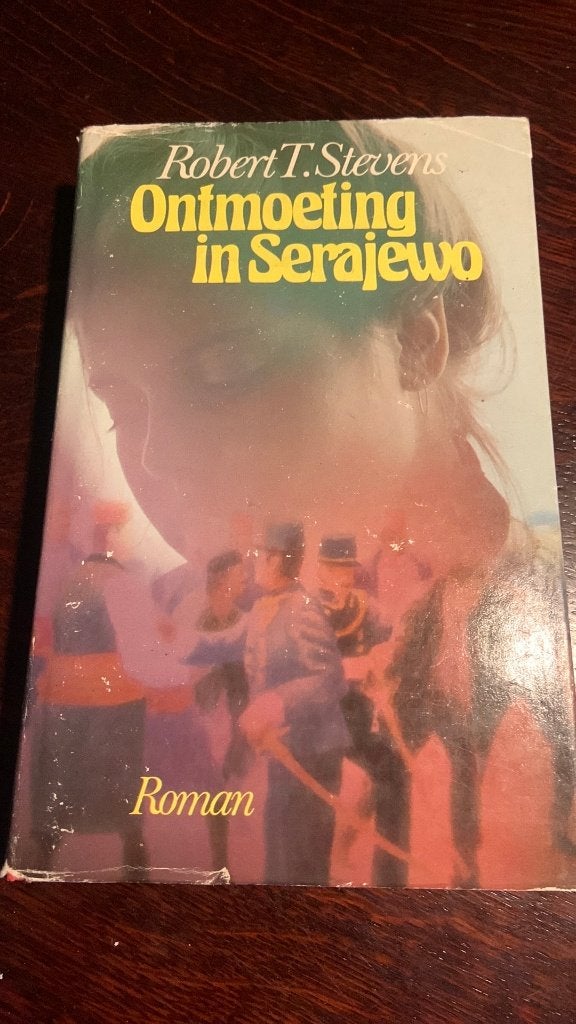 Ontmoeting in serajewo - Robert T. Stevens, Ophalen of Verzenden, Zo goed als nieuw