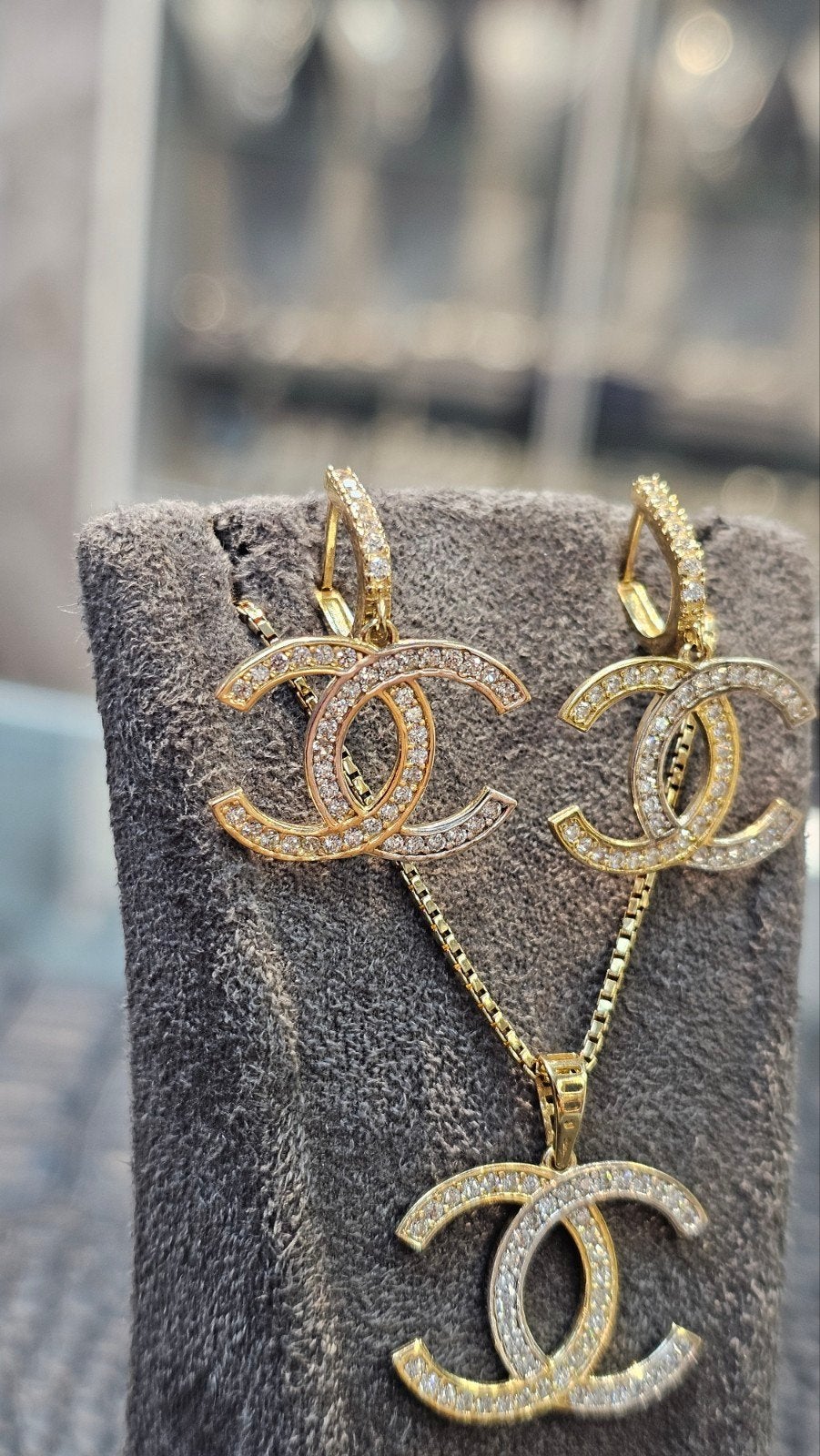 prachtig set 14k goud, Met hanger, Nieuw, Ophalen of Verzenden, Goud
