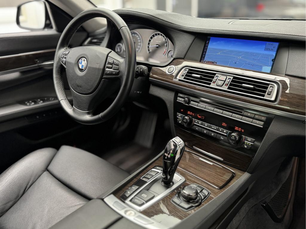 BMW 7 Serie 750i, 408pk, Radar, 19", Lage km, BTW auto, Automaat, Euro 5, Achterwielaandrijving, Gebruikt