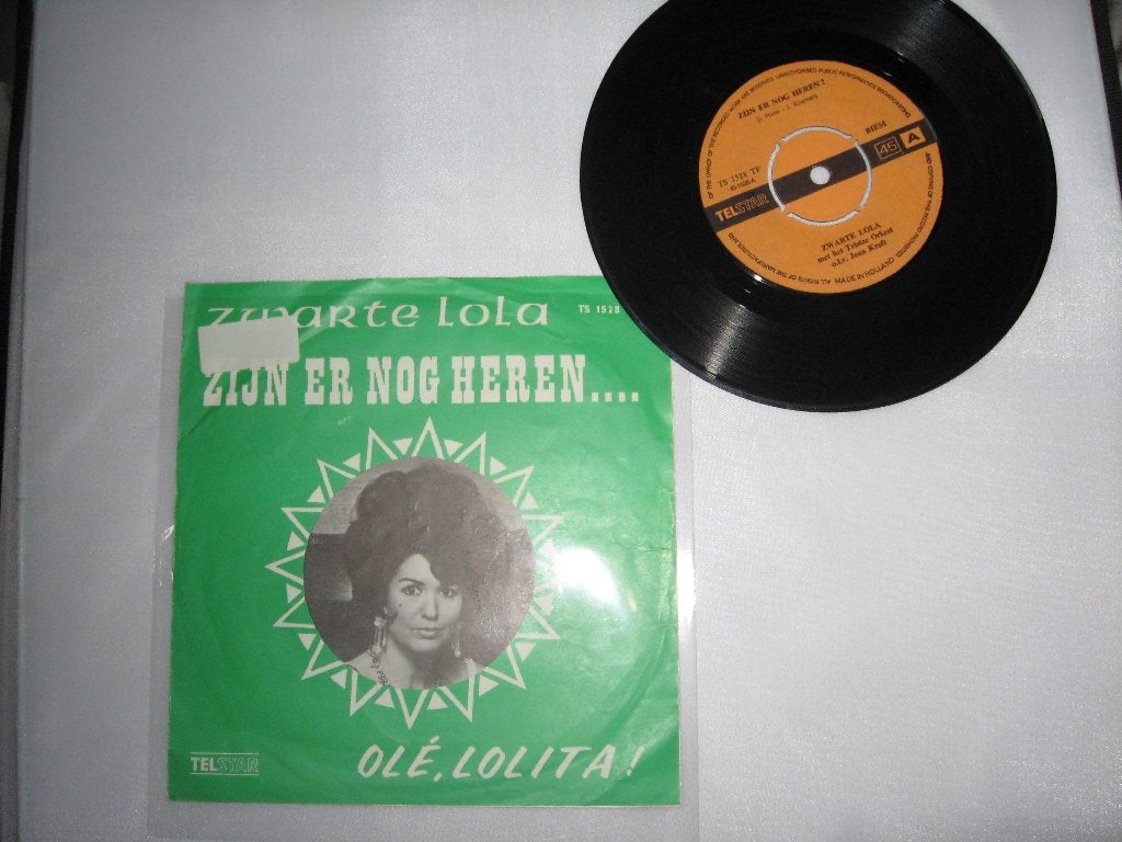 zwarte Lola, 7 inch, Ophalen of Verzenden, Zo goed als nieuw, Levenslied of Smartlap