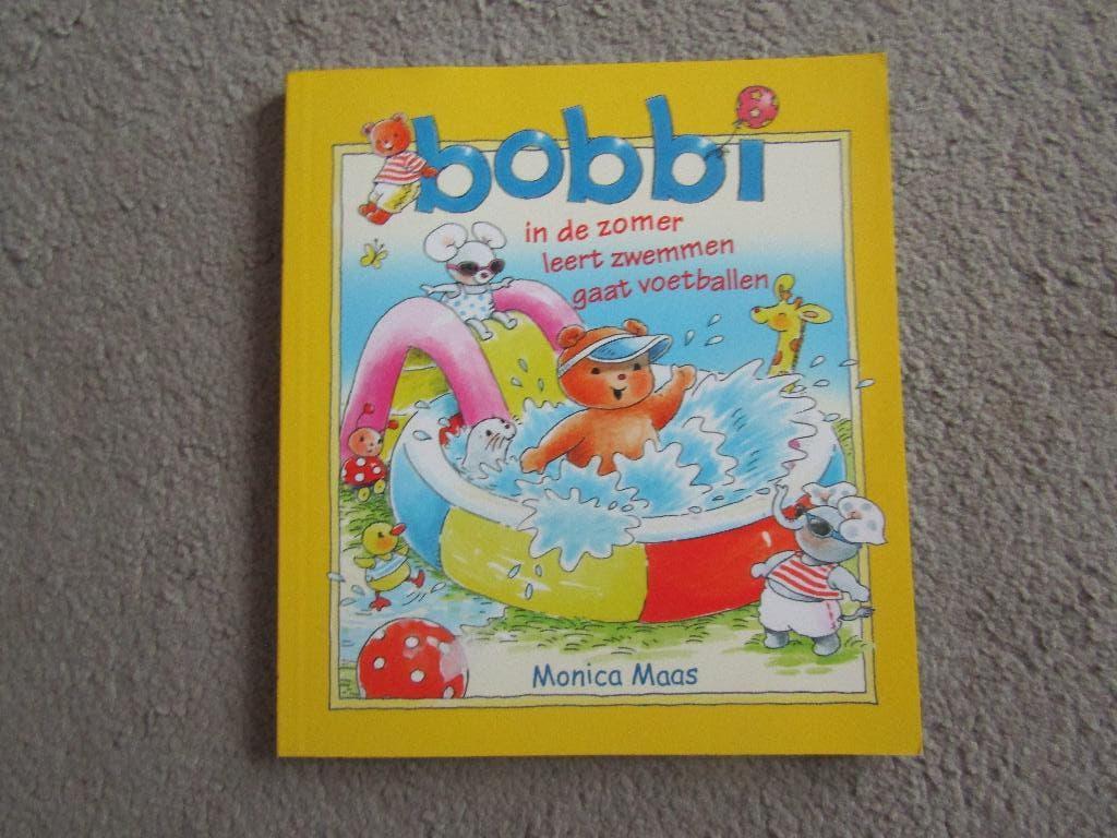 Boek: Bobbi met 3 verhalen, Ophalen of Verzenden, Gelezen, Monica Maas, 2 tot 3 jaar
