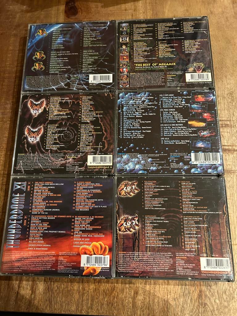Thunderdome CD Collectie - 6 Dubbele CD's met Boekjes, Cd's en Dvd's, Cd's | Dance en House, Gebruikt, Techno of Trance, Boxset