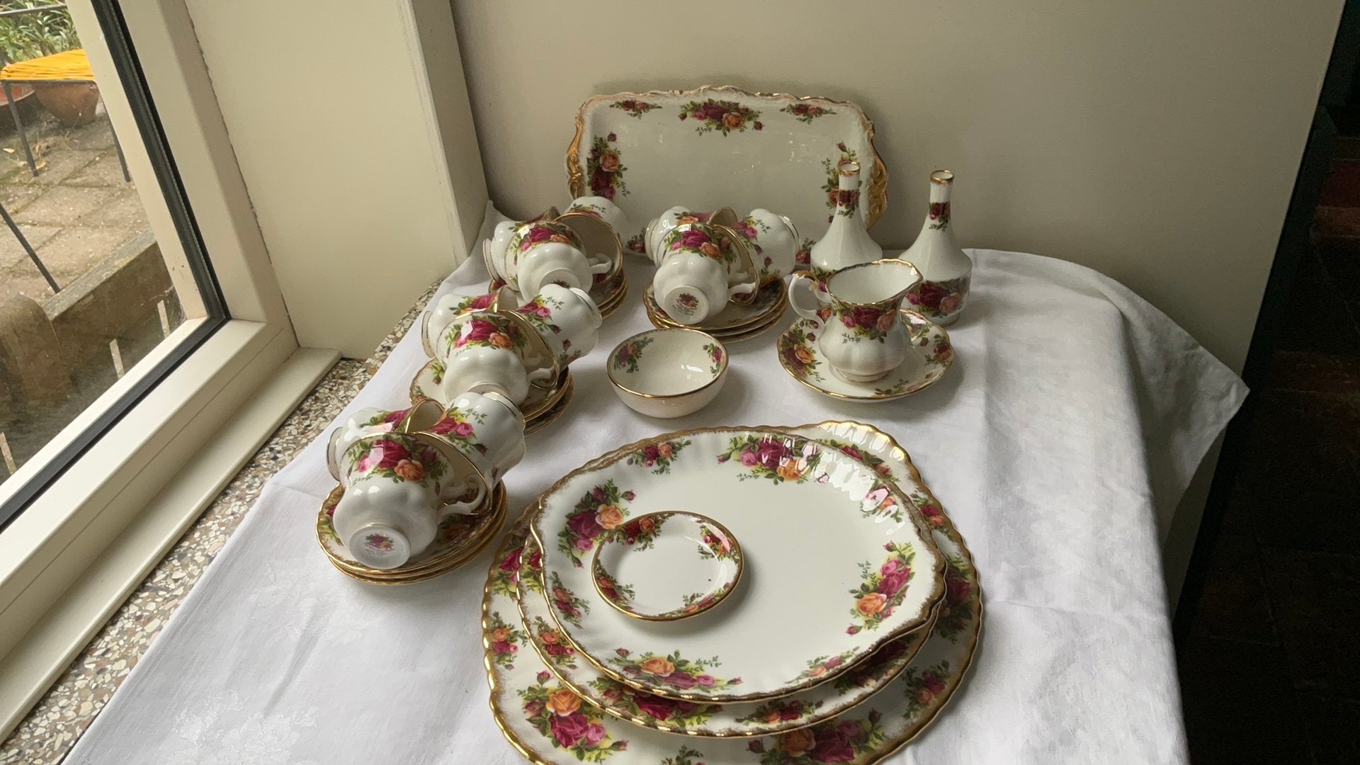Royal albert, old country roses theeservies, schalen, Antiek en Kunst, Ophalen of Verzenden