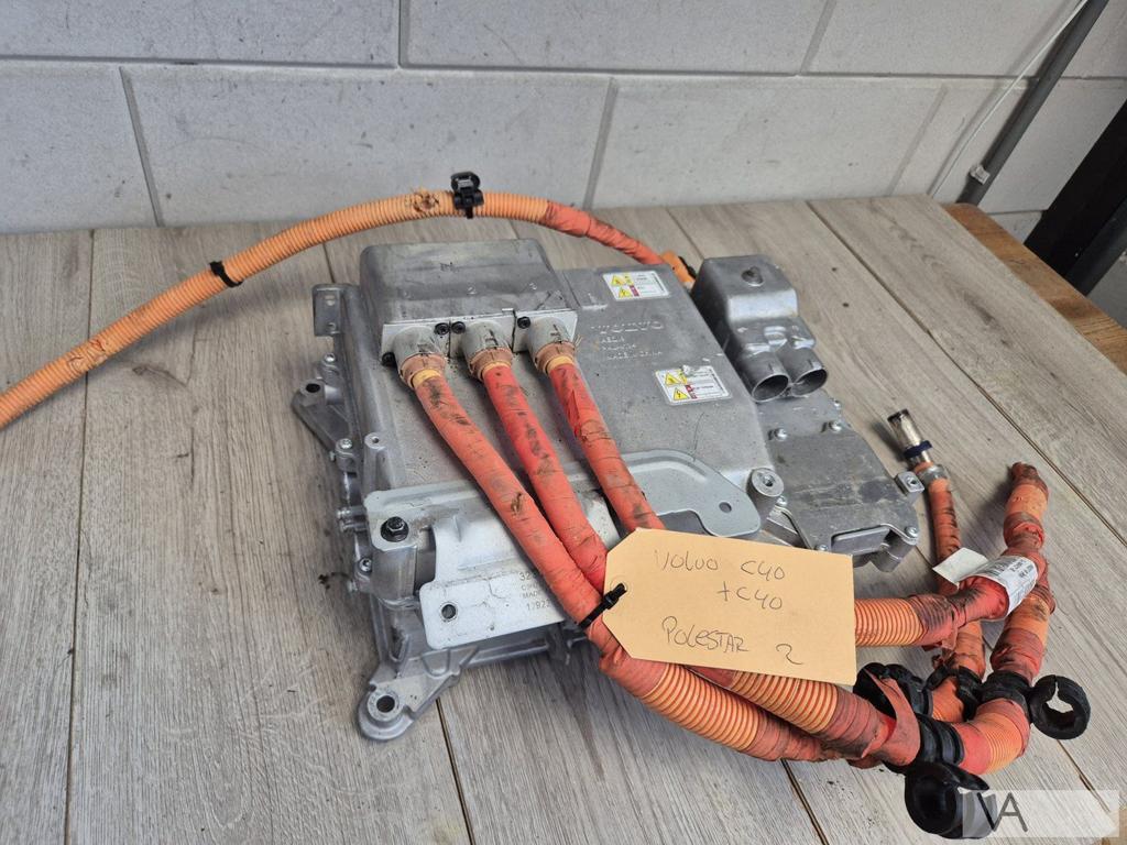 Volvo XC40  C40  Polestar 2 inverter omvormer 32335618 €250, Gebruikt, -, -, Ophalen of Verzenden