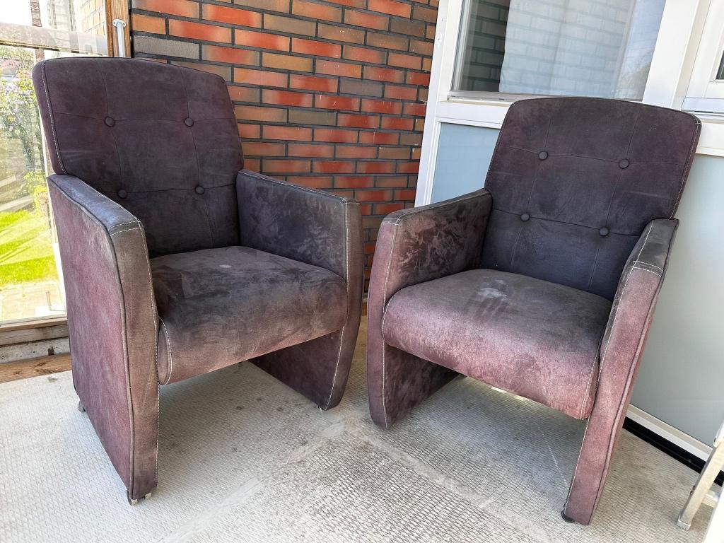 GRATIS bruine stoelen met wieletjes, Ophalen, Gebruikt, Twee, Bruin
