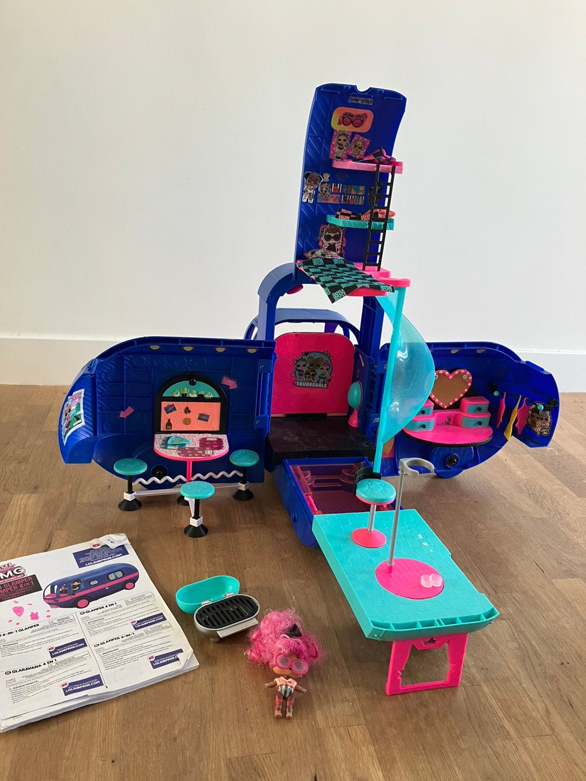 LOL 4-in-1 glamper camper, Kinderen en Baby's, Speelgoed | Poppenhuizen, Ophalen, Zo goed als nieuw, Poppenhuis
