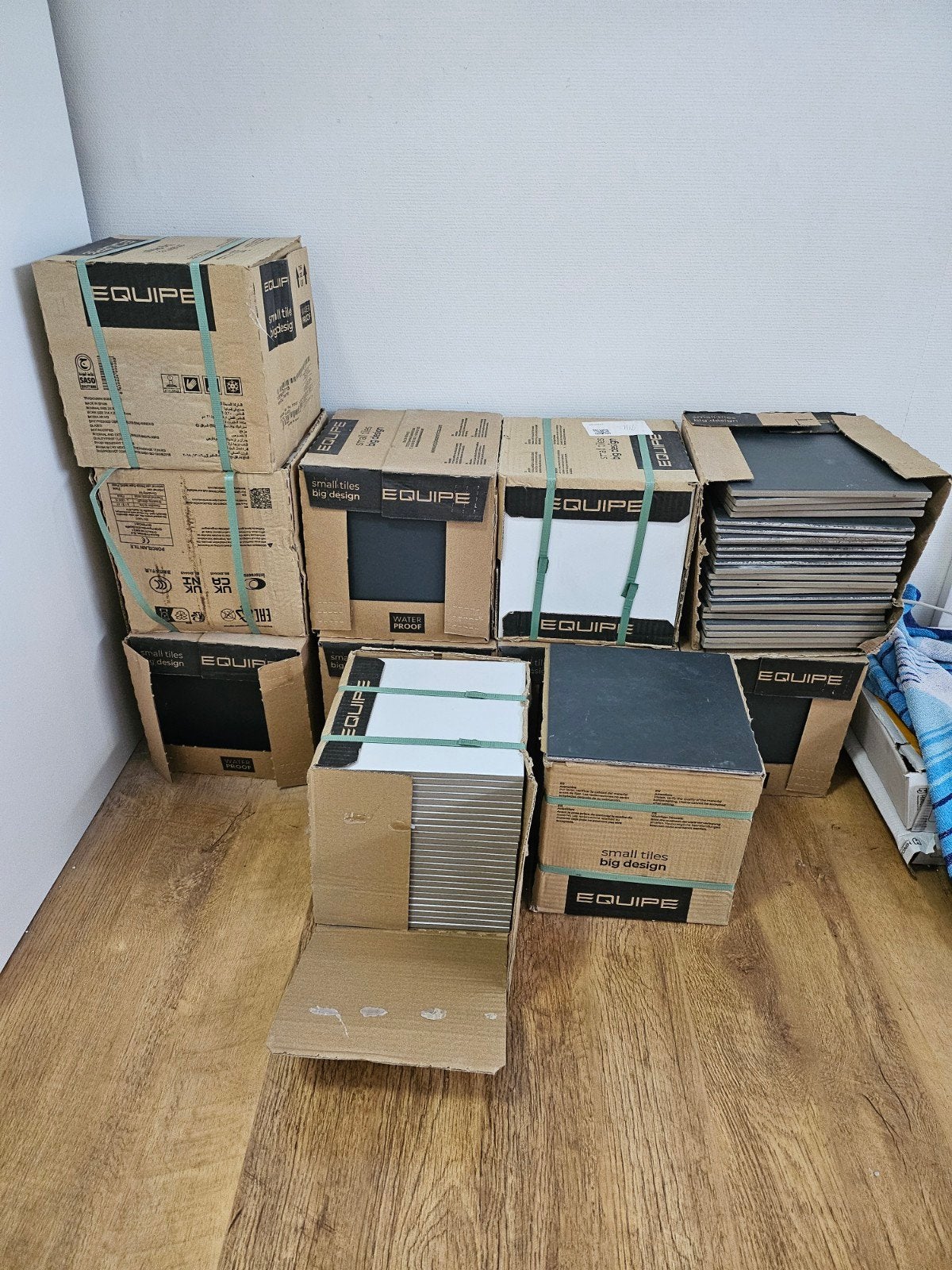 restpartij vloertegels wit en zwart mat, Ophalen, Minder dan 50 cm, Nieuw, Minder dan 50 cm