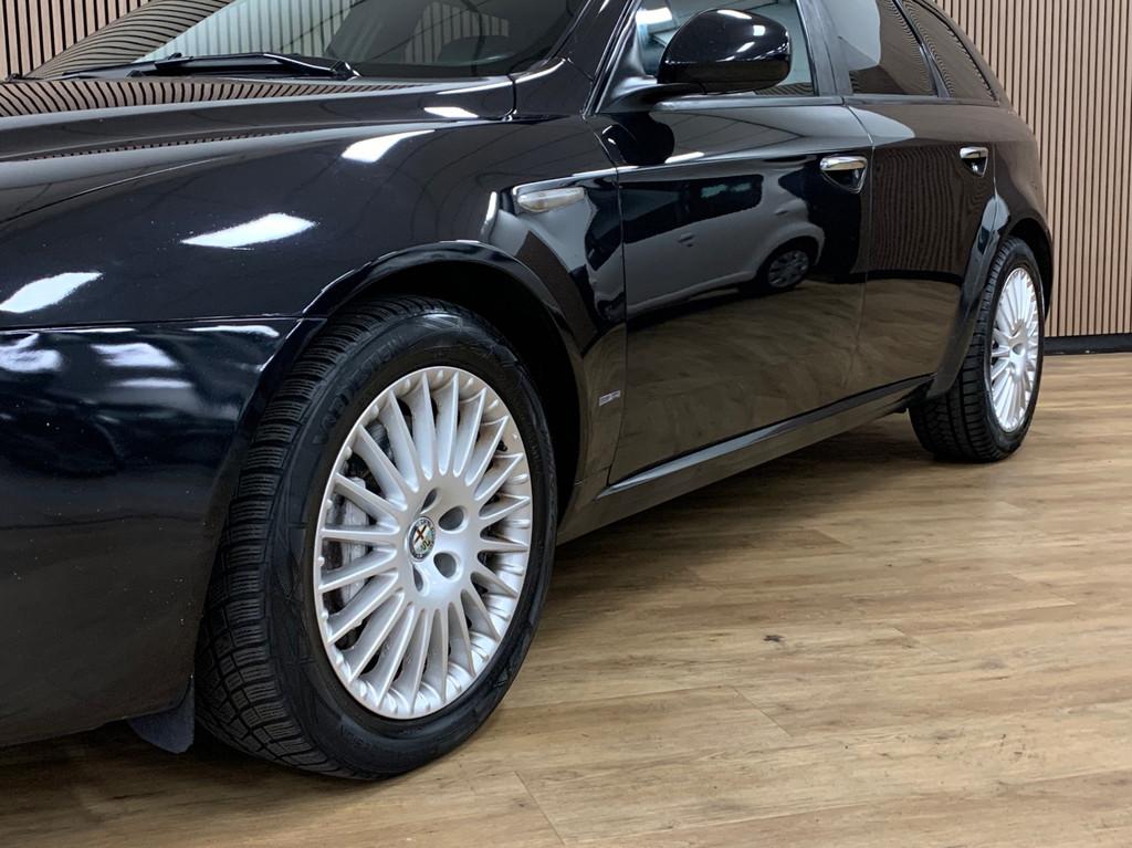 Alfa Romeo 159 Sportwagon 1.7 T Distinctive|Navigatie|Climat, Voorwielaandrijving, Euro 5, Gebruikt, Zwart
