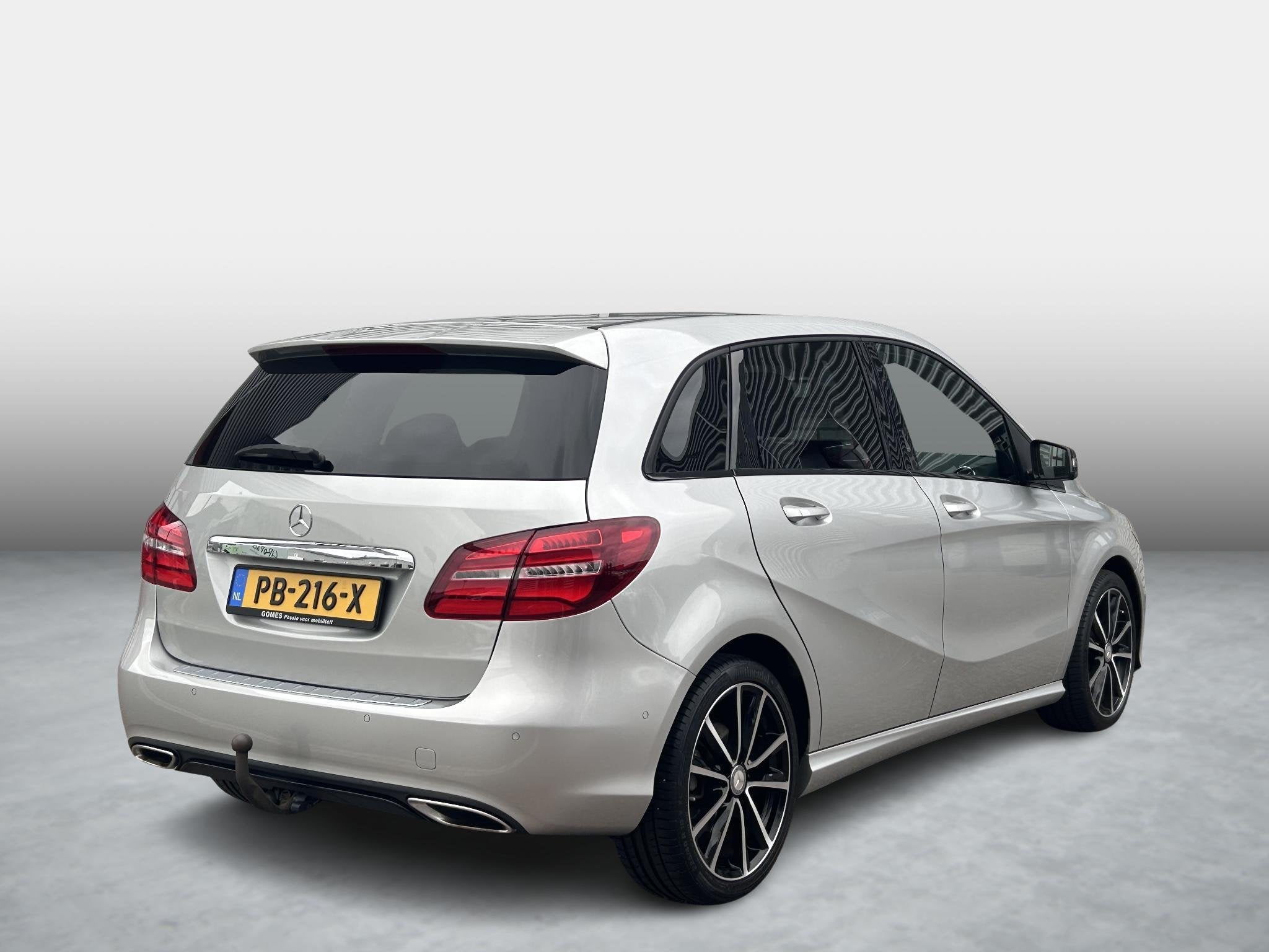 Mercedes-Benz B-klasse 180 Activity Edition | Navigatie | Cr, 12 maanden, 1325 kg, Gebruikt, 4 cilinders