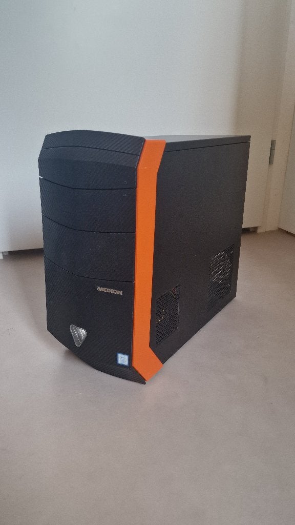 Desktop pc windows 11, dvd speler, Computers en Software, Ophalen, Gebruikt, 8 GB, Custom Build