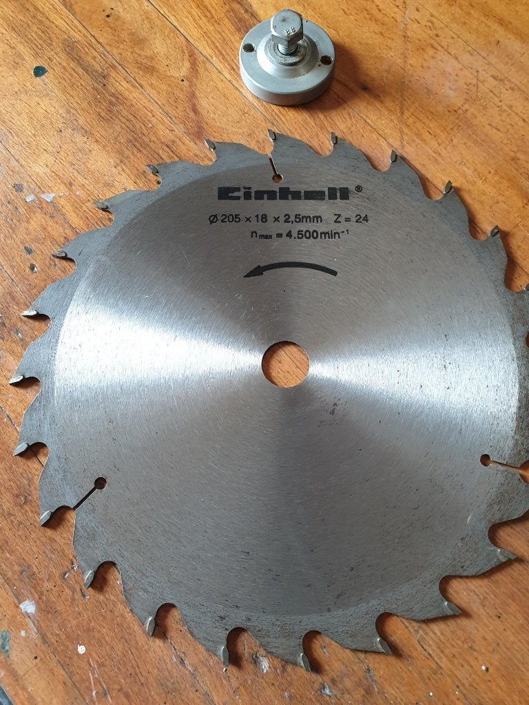 Einhell zaagblad rond 205 x 18 x 2,5mm, Cirkelzaag, Einhell, Ophalen of Verzenden, Zo goed als nieuw