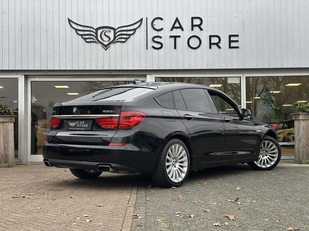 BMW 5 Serie Gran Turismo 550i High Executive |PANO|HEADUP|CA, Auto's, Automaat, Euro 5, Achterwielaandrijving, Gebruikt