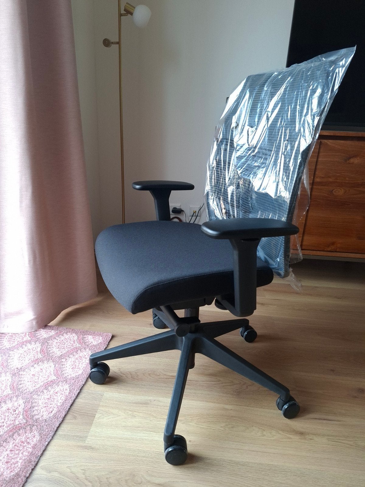 Splinternieuwe ergonomische bureaustoel – mesh rugleuning –, Ophalen, Ergonomisch, Nieuw, Zwart