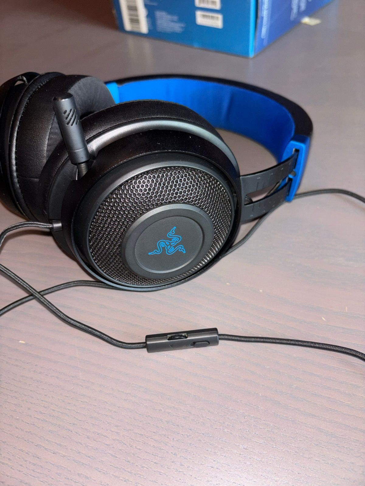 Razer Kraken Gaming Headset voor Console - Zwart/Blauw, Audio, Tv en Foto, Koptelefoons, Ophalen of Verzenden, Zo goed als nieuw