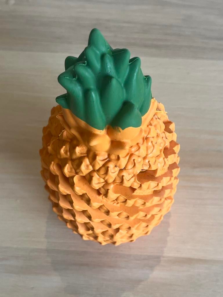 snack dispenser hond, ananas, Dieren en Toebehoren, Ophalen of Verzenden, Zo goed als nieuw, Intelligentiespeelgoed