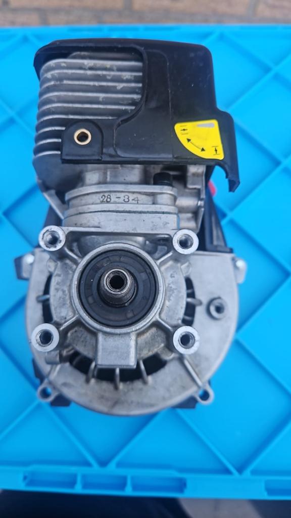 26cc motor met goede compressie - Onbekend merk, Hobby en Vrije tijd, Overige merken, Gebruikt, Ophalen of Verzenden, Groter dan 1:32