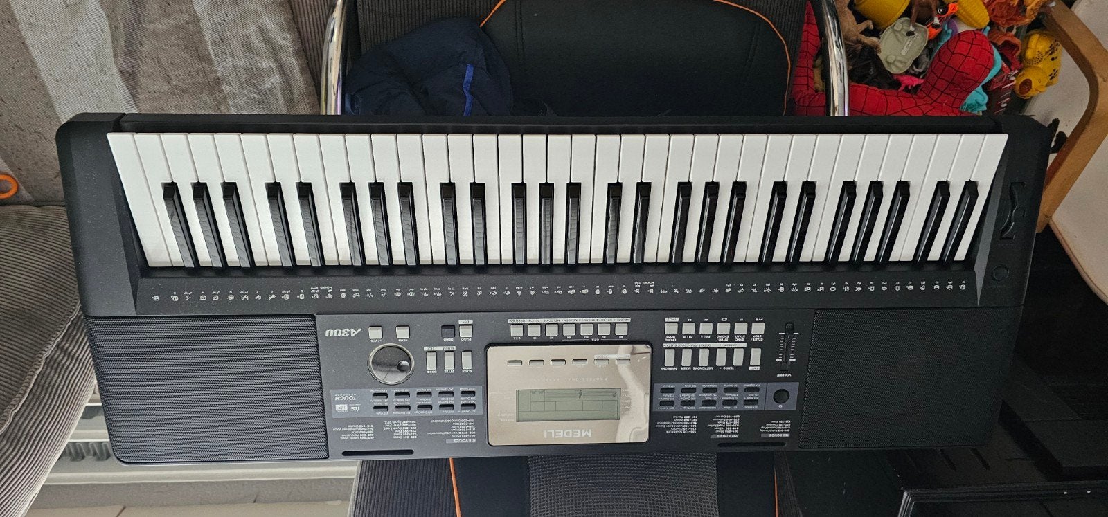 Medeli a300 keyboard bijna nieuw, Muziek en Instrumenten, Ophalen, Zo goed als nieuw, 61 toetsen, Medeli