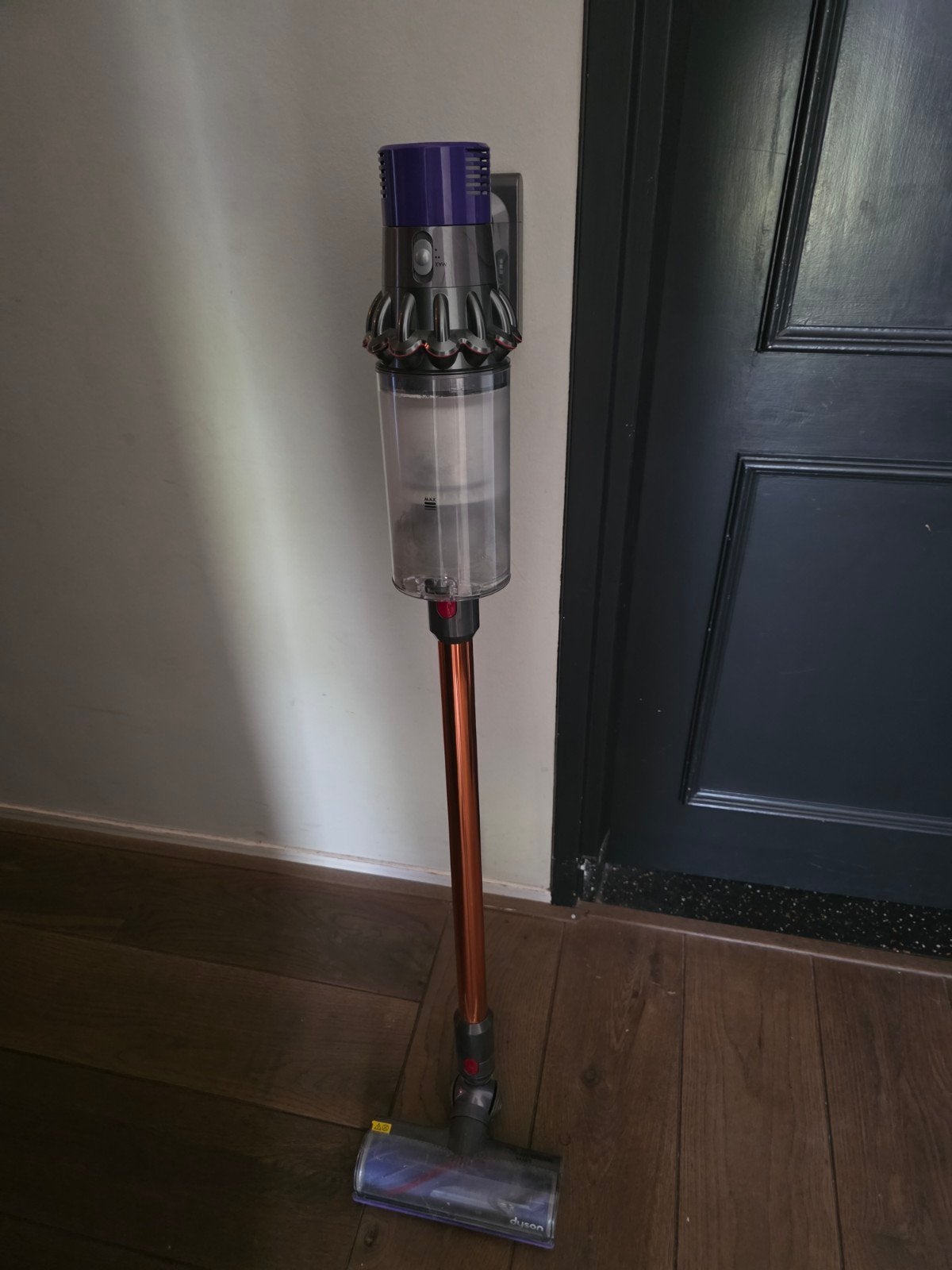Dyson syclone V10 submarine steelstofzuiger en dweil, Ophalen of Verzenden, Zo goed als nieuw, Dyson, Reservoir