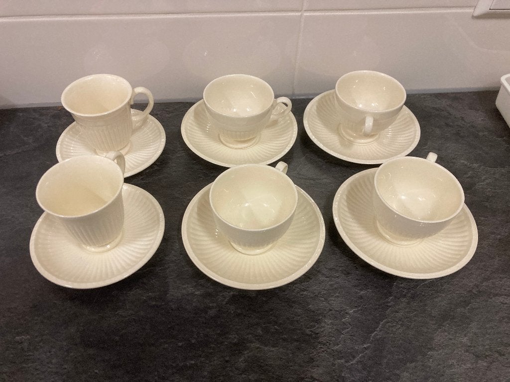 Wedgwood edme Kop en schotels, Huis en Inrichting, Ophalen of Verzenden, Zo goed als nieuw, Overige stijlen, Kop(pen) en/of Schotel(s)