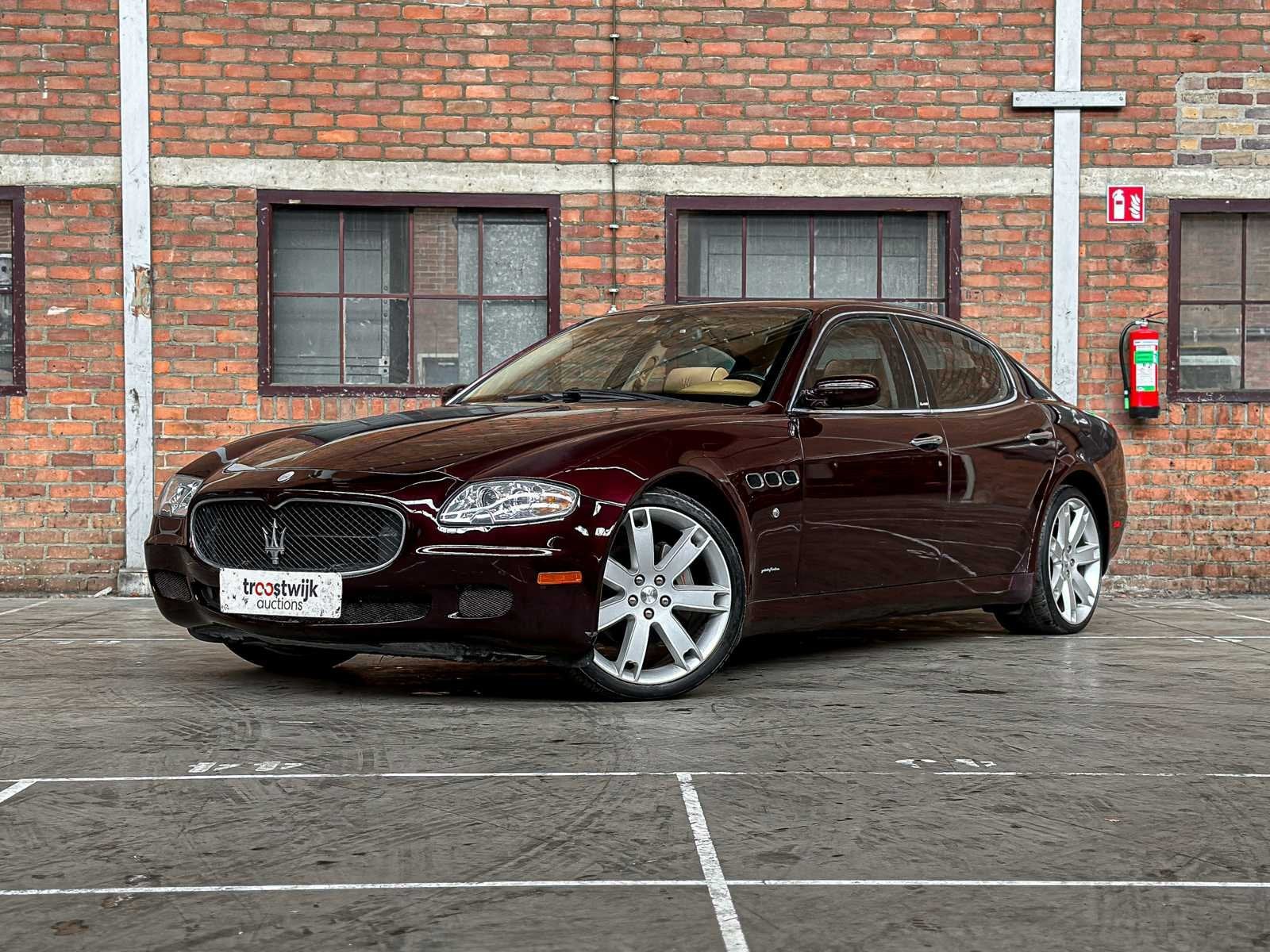 Maserati Quattroporte Sport GT 400pk 2006 Youngtimer, Auto's, Automaat, Gebruikt, Bedrijf, Sedan