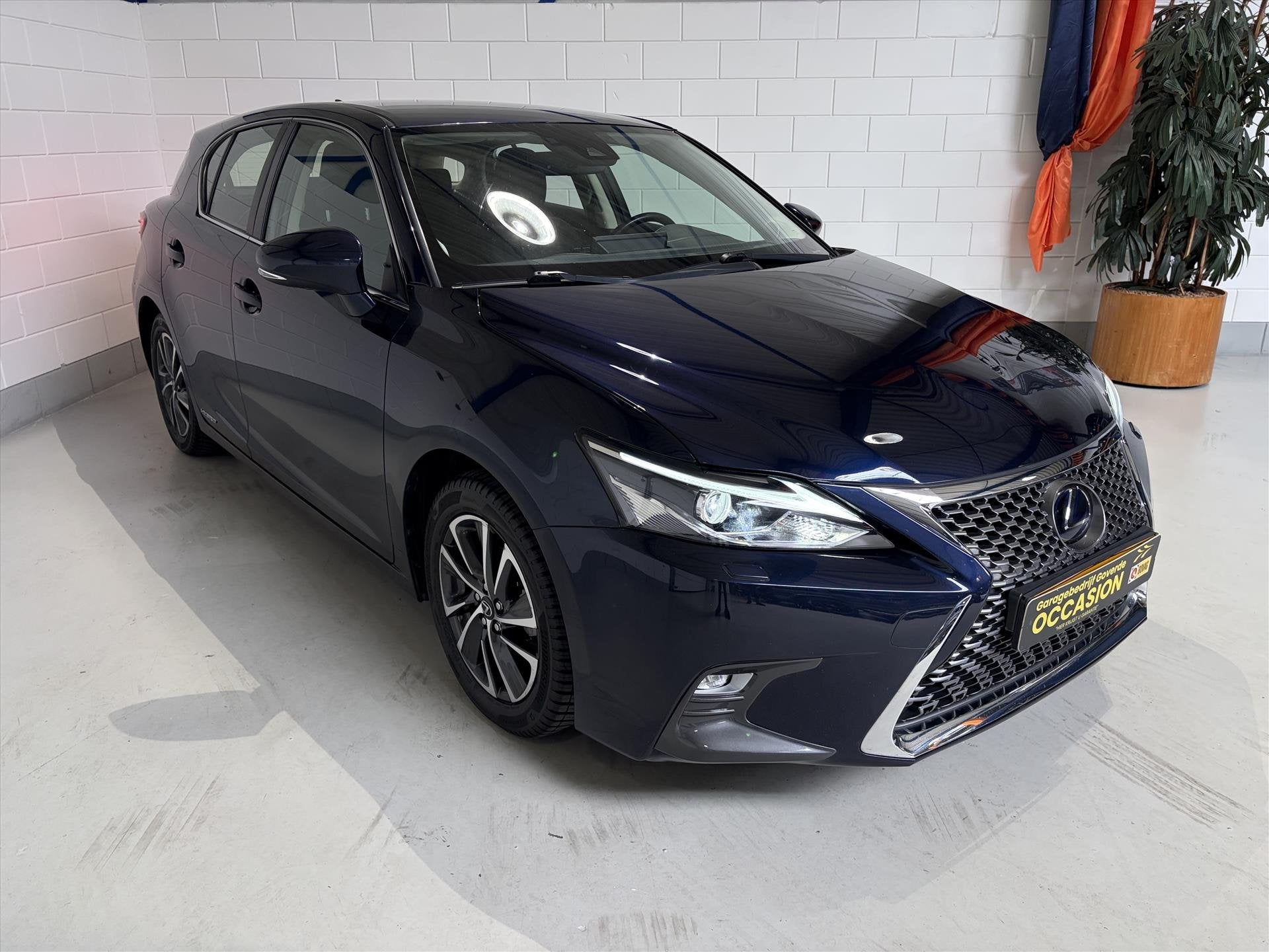LEXUS Ct 200h Hybrid 136pk E-CVT Business Line, ACC, Camera,, Auto's, Stof, Gebruikt, 4 cilinders, Blauw