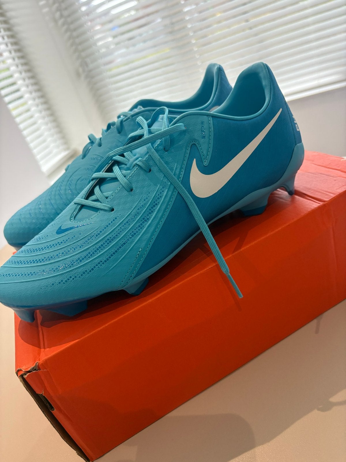 Nieuwe nike Voetbalschoenen in Doos - Diverse Maten, Sport en Fitness, Ophalen of Verzenden, Nieuw, Schoenen