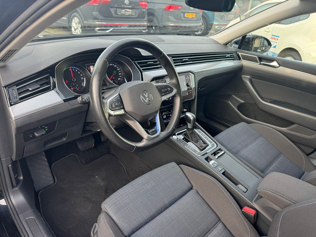 Volkswagen Passat Variant 1.4 TSI PHEV GTE Business pano, tr, Stof, Gebruikt, 4 cilinders, Zwart