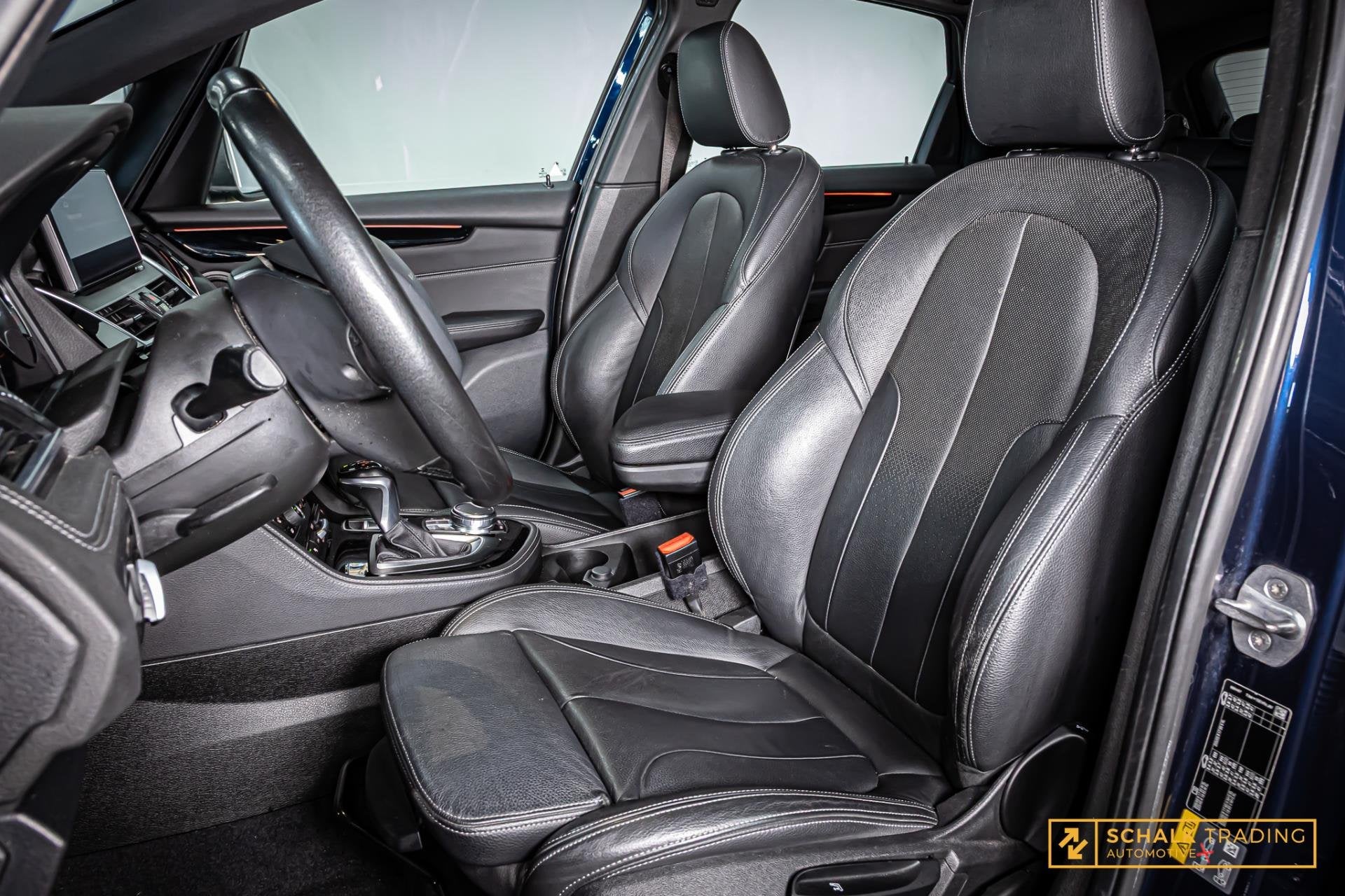 BMW 2-serie Active Tourer 225xe iPerformance High Executive, Automaat, 136 pk, Gebruikt, Blauw