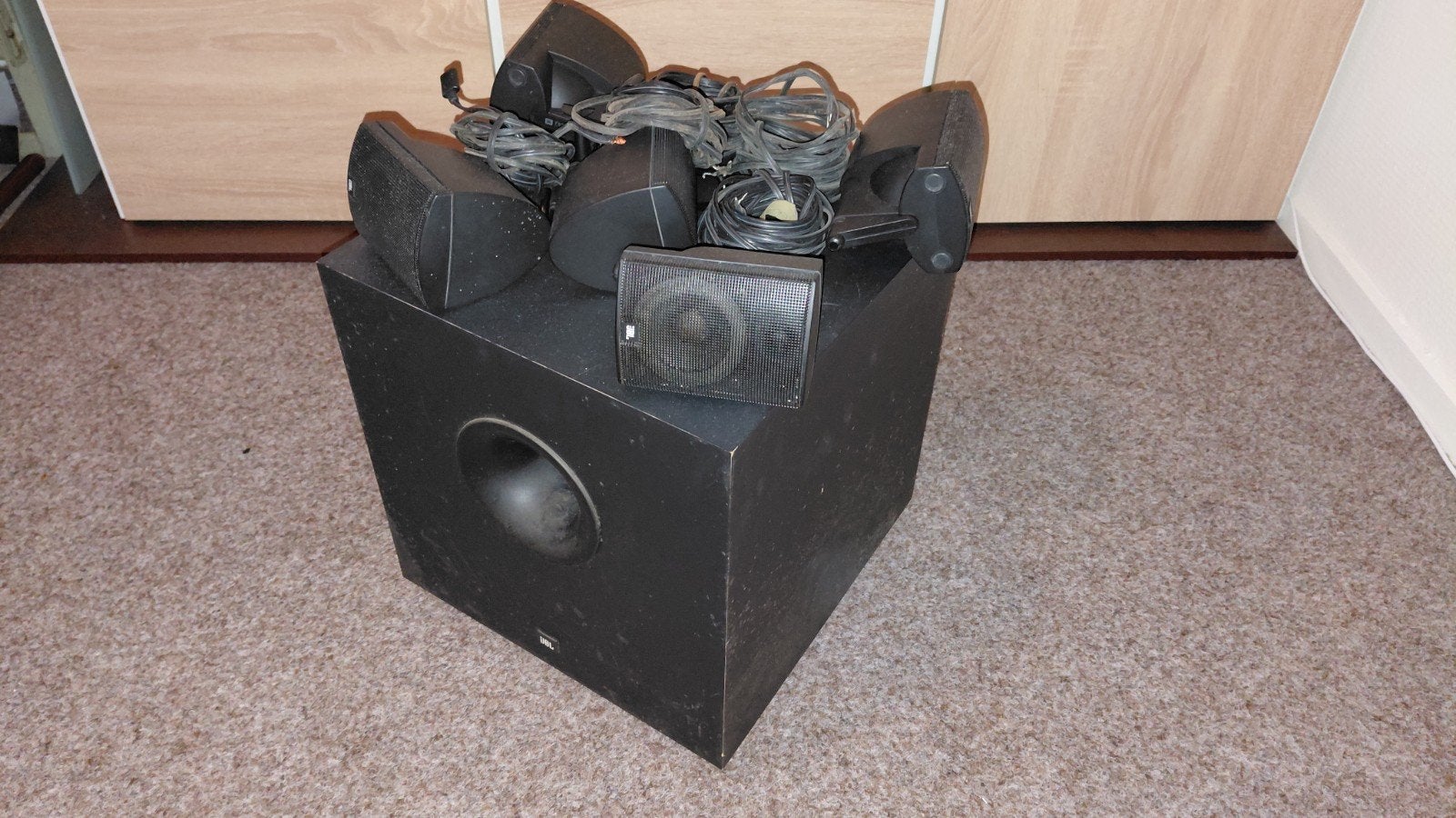 JBL Passieve 5.1 Speakerset met Subwoofer en Kabels, Gebruikt, JBL, Inclusief kabels, Ophalen of Verzenden