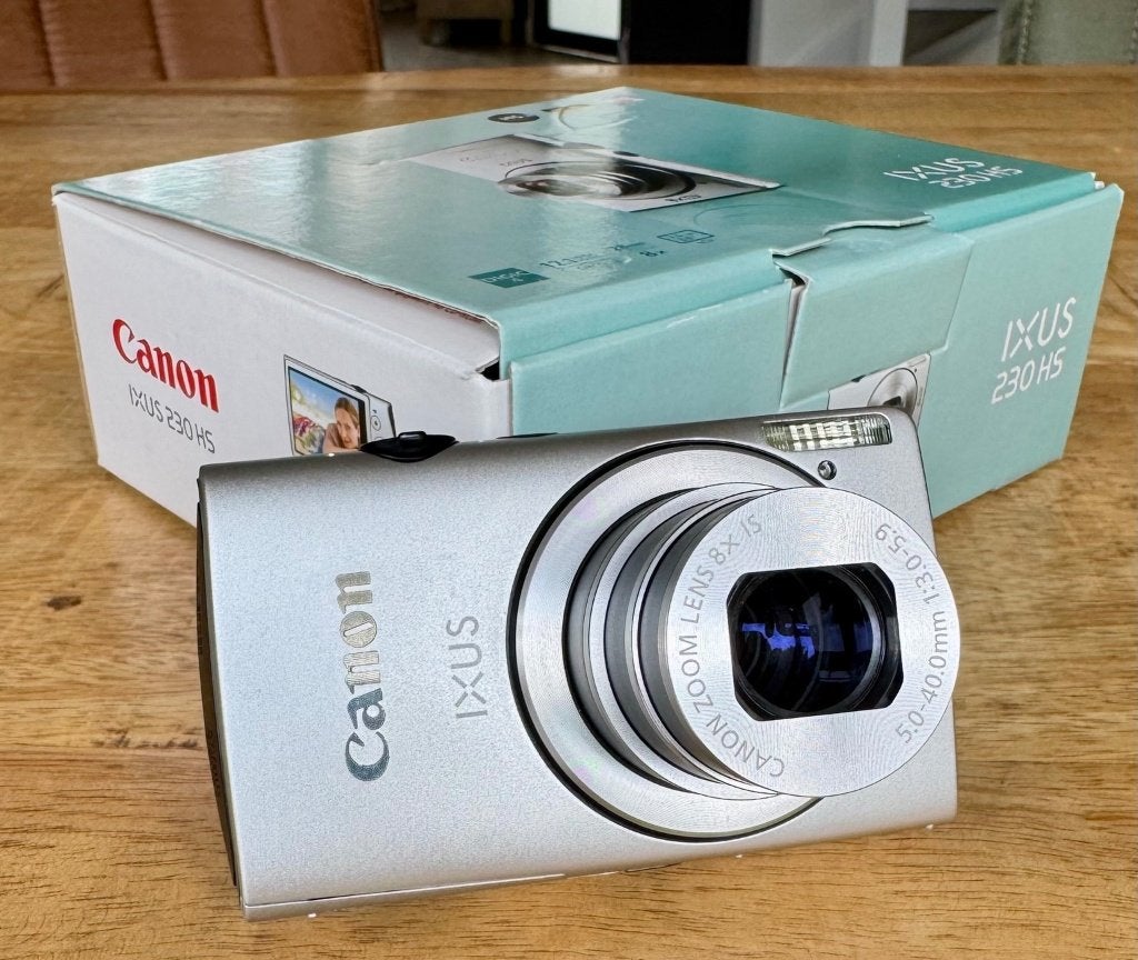 Canon IXUS 230 HS – Compleet in doos – Getest – Y2K Digicam, Gebruikt, Canon, Handleiding, Ophalen of Verzenden