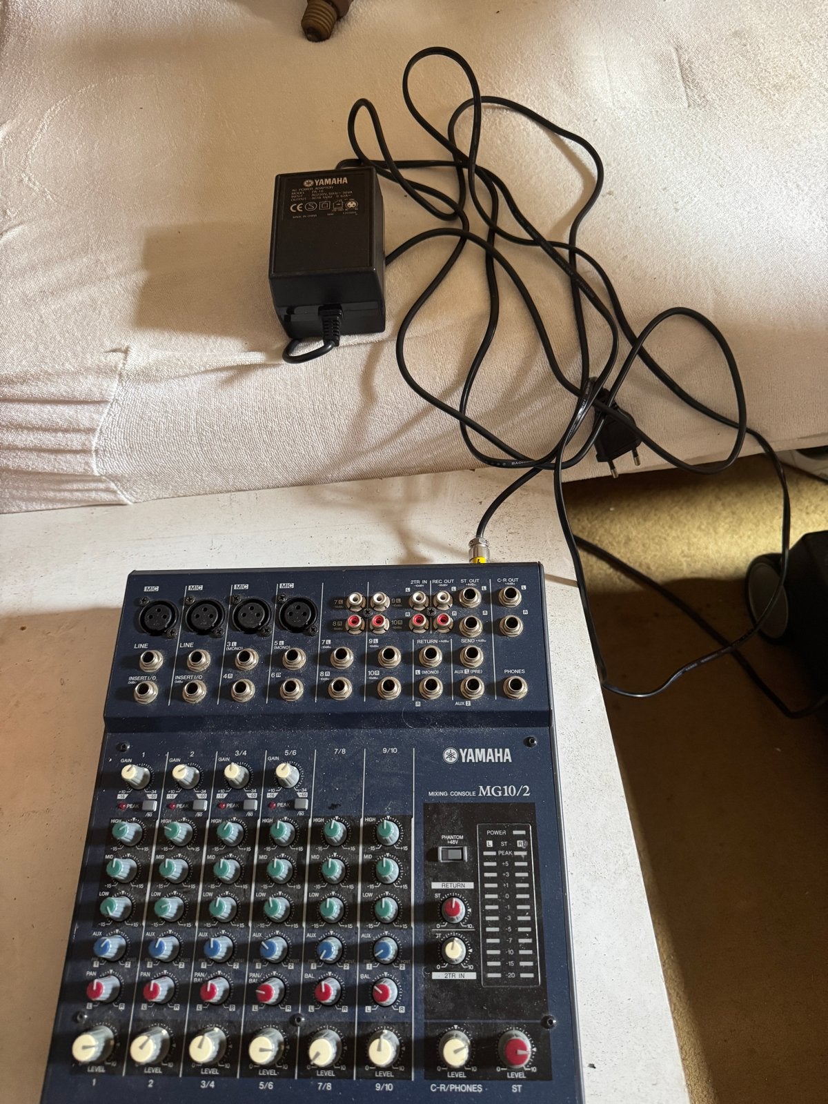 Yamaha MG10/2 Mengpaneel - Ideaal voor Keyboard Spelers, Muziek en Instrumenten, Mengpanelen, Ophalen of Verzenden, Gebruikt, 5 tot 10 kanalen