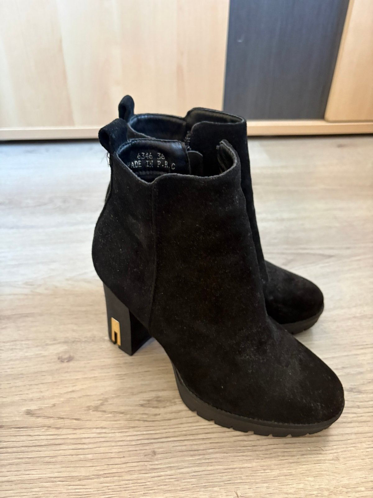 boots size 36, Kleding | Dames, Ophalen of Verzenden, Zo goed als nieuw, Zwart, Snowboots