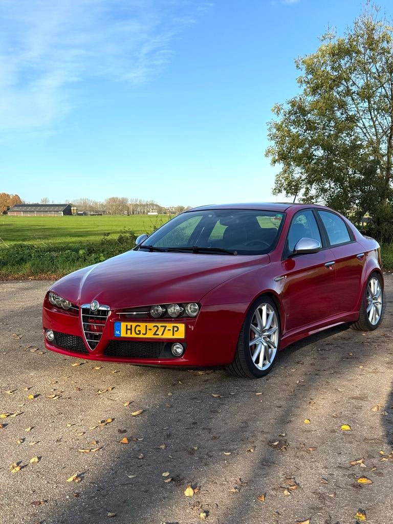 Alfa Romeo 159 1.750 Turbo 147KW 2011 Rood, Voorwielaandrijving, Zwart, 4 cilinders, Handgeschakeld