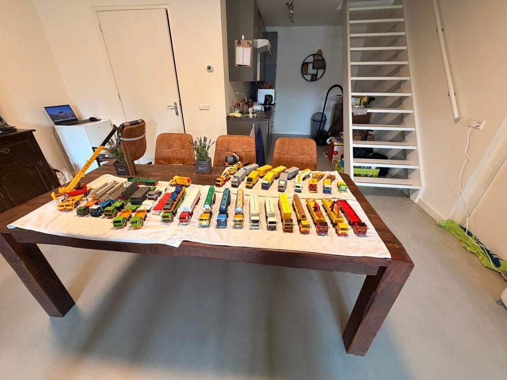 SIKU vrachtwagens verzameling, Hobby en Vrije tijd, Ophalen, Revell, Groter dan 1:32, Zo goed als nieuw