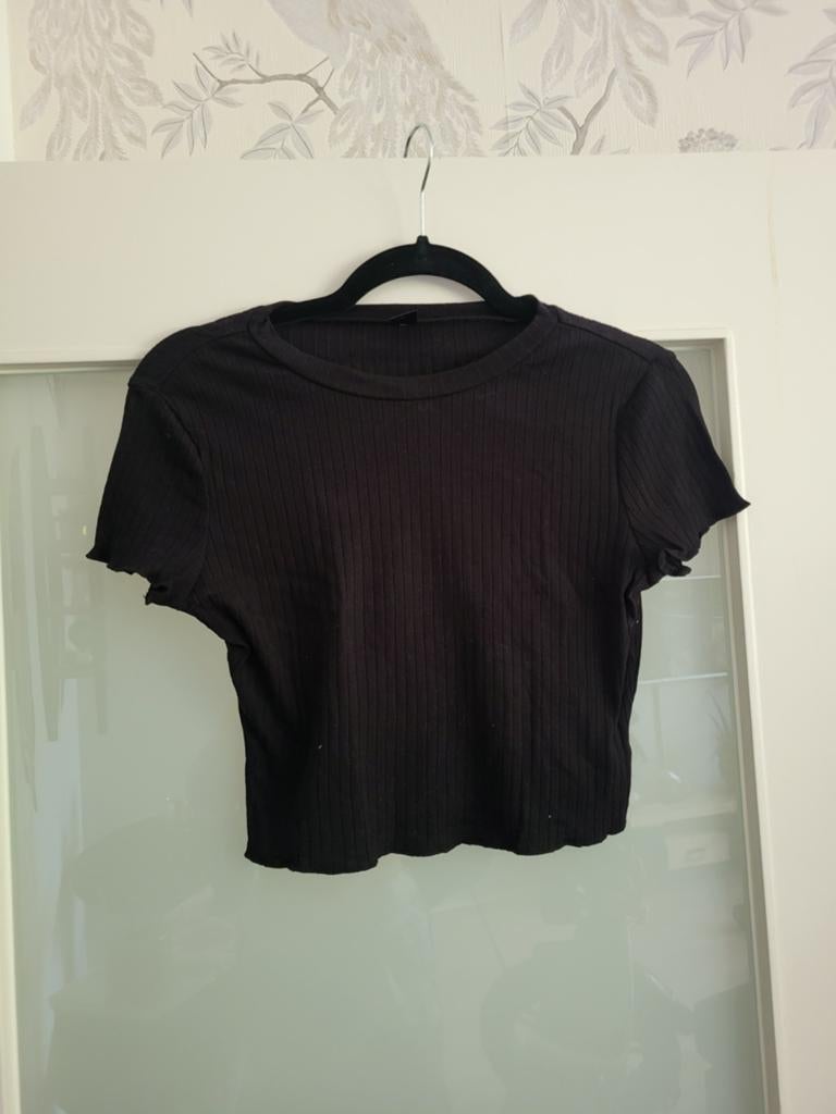 Zwart kort T-shirt Shein maat M, Maat 38/40 (M), Zwart, Ophalen of Verzenden, Zo goed als nieuw