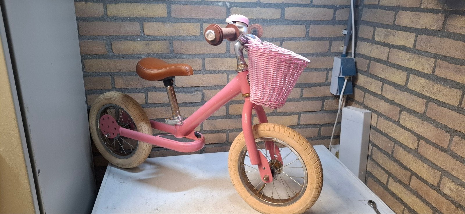 Trybike loopfiets roze 2-in-1 met mandje, Ophalen of Verzenden, Gebruikt, Minder dan 16 inch, Trybike