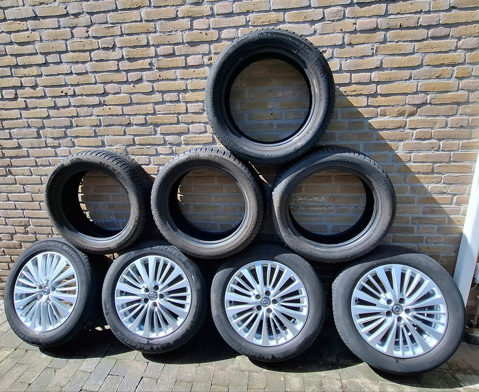 Opel Grandland  X 18 Inch velgen met zomer en winterbanden, Ophalen, 18 inch, Gebruikt, Banden en Velgen
