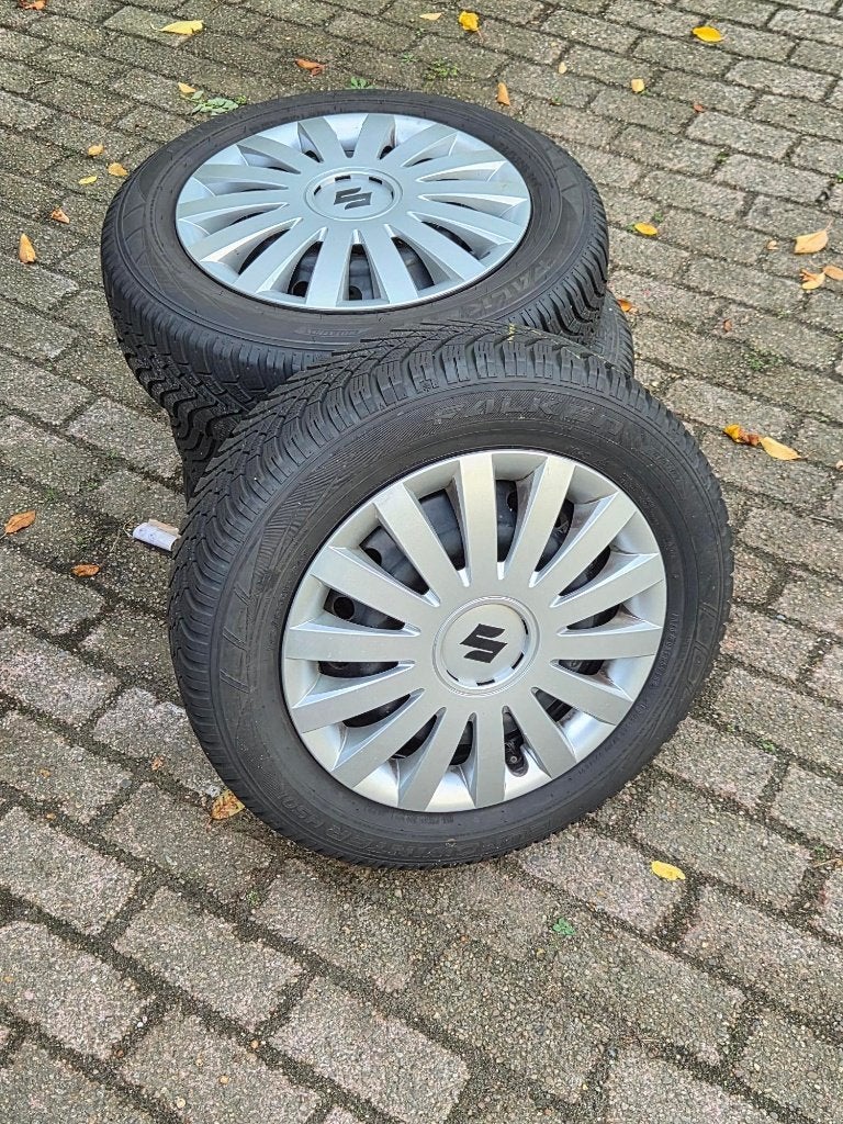 Suzuki Swift velgen en winterbanden, Auto-onderdelen, Banden en Velgen, Ophalen, Gebruikt, 15 inch, 175 mm
