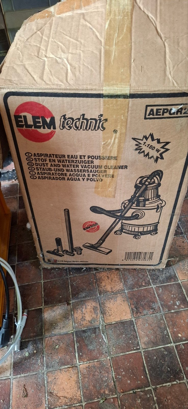 Elem Technic Stof- en Waterzuiger 1150W, Witgoed en Apparatuur, Gebruikt, Ophalen of Verzenden, Industriële stofzuiger, Minder dan 1200 watt